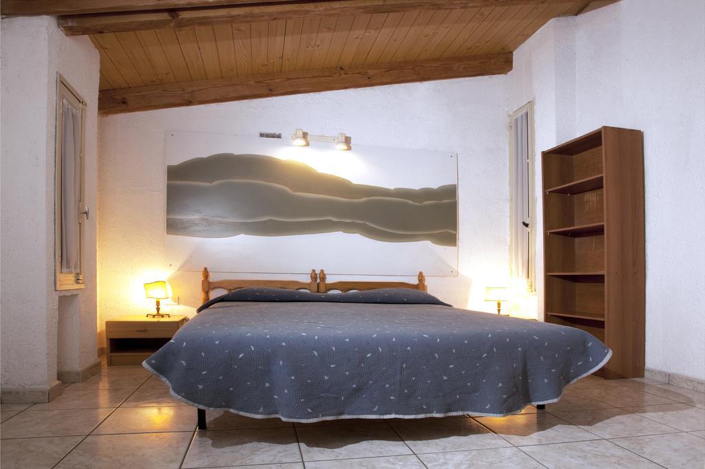 Residence San Damiano - Location Appartements, Studios & Chambres Algajola  Cameră foto
